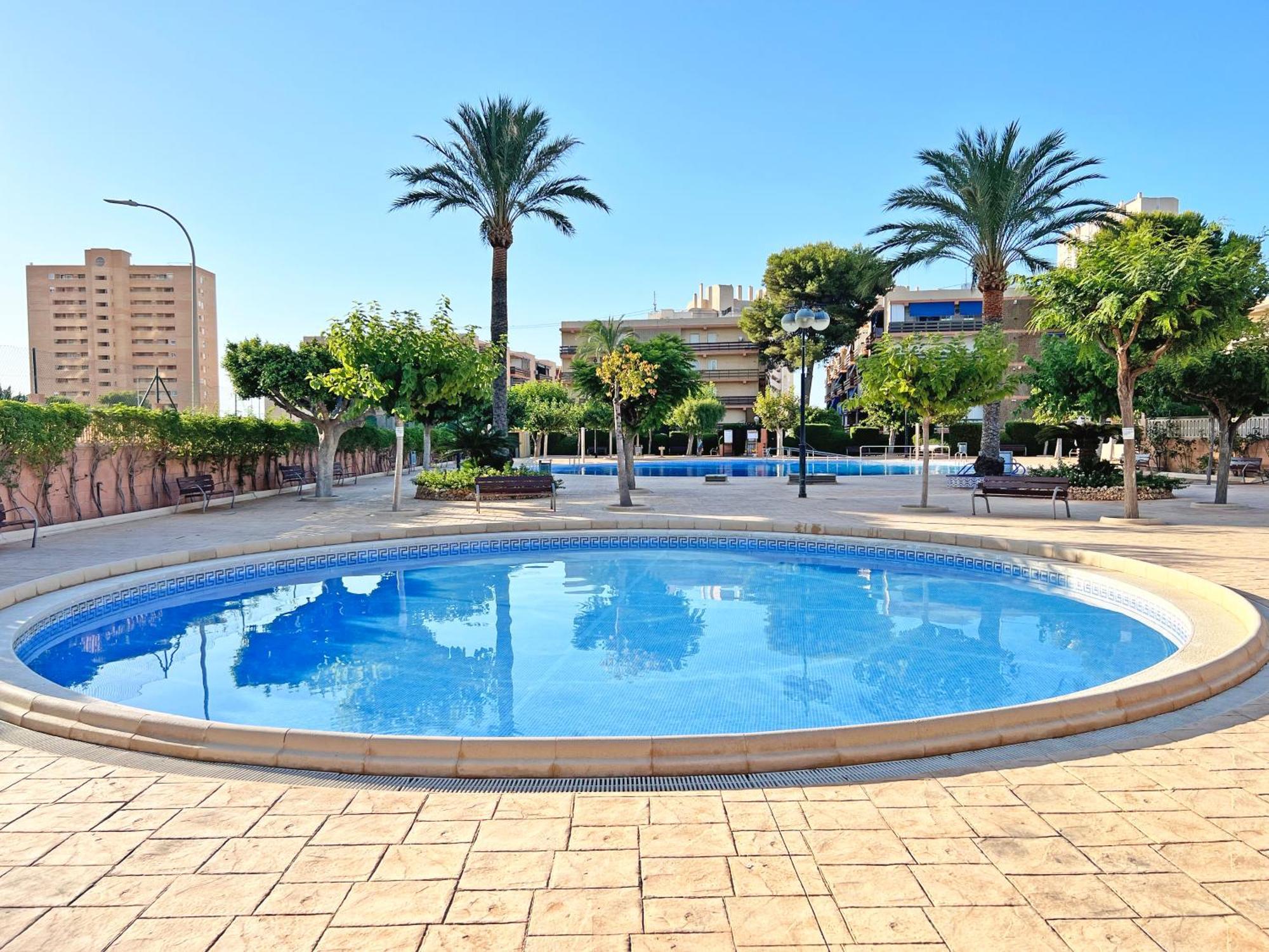 엘 캄펠로 Coqueto Con Piscina, Nuevo A 50M Del Mar, Parking Gratis 아파트 외부 사진